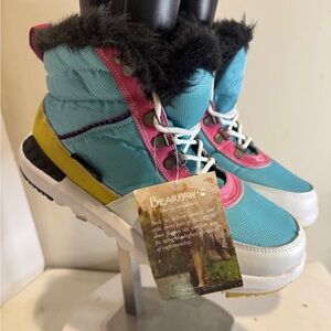 Bearpaw Hawaiian Ocean Mokelumne Women’s Boots size 9 new
